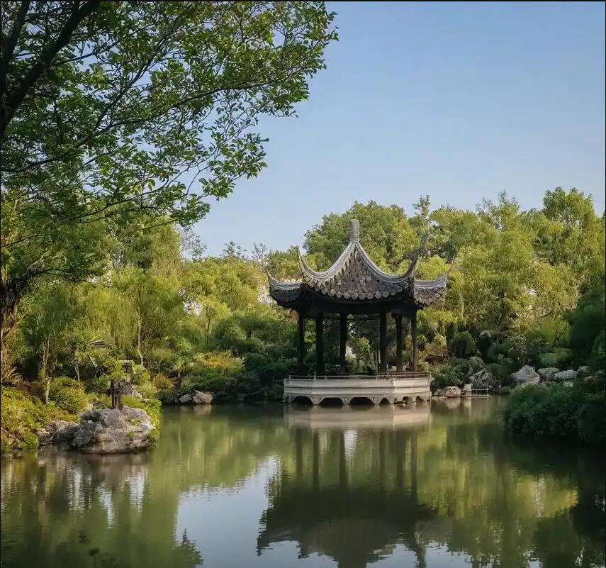 长沙雨花浮夸舞蹈有限公司